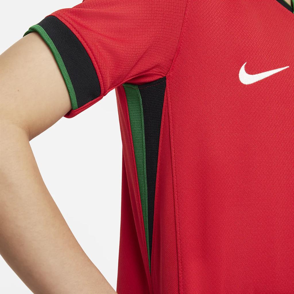 Portugal (Men&#039;s Team) 2024/25 Stadium Home Big Kids&#039; Nike Dri-FIT Soccer Replica Jersey FJ4371-657