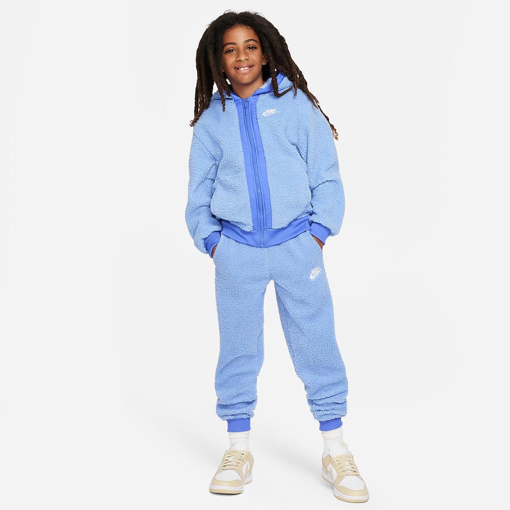 Nike Sportswear Club Fleece Big Kids&#039; Full-Zip Winterized Hoodie FJ6019-450