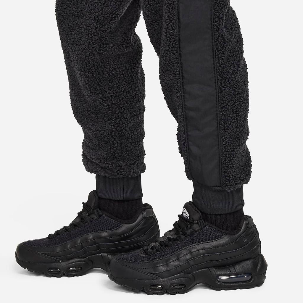 Nike Sportswear Club Fleece Big Kids&#039; Winterized Pants FJ6021-010