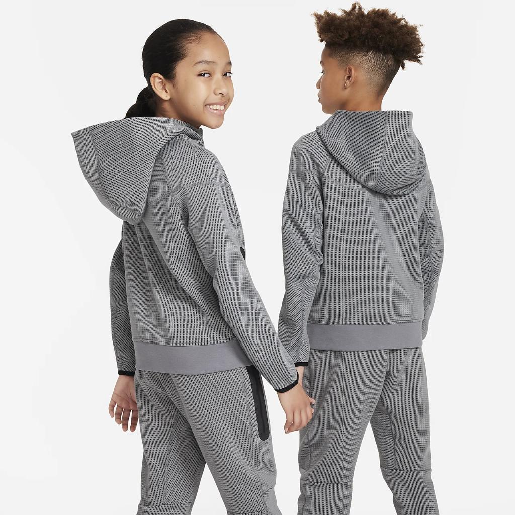 Nike Sportswear Tech Fleece Big Kids&#039; (Boy&#039;s) Winterized Full-Zip Hoodie FJ6023-084