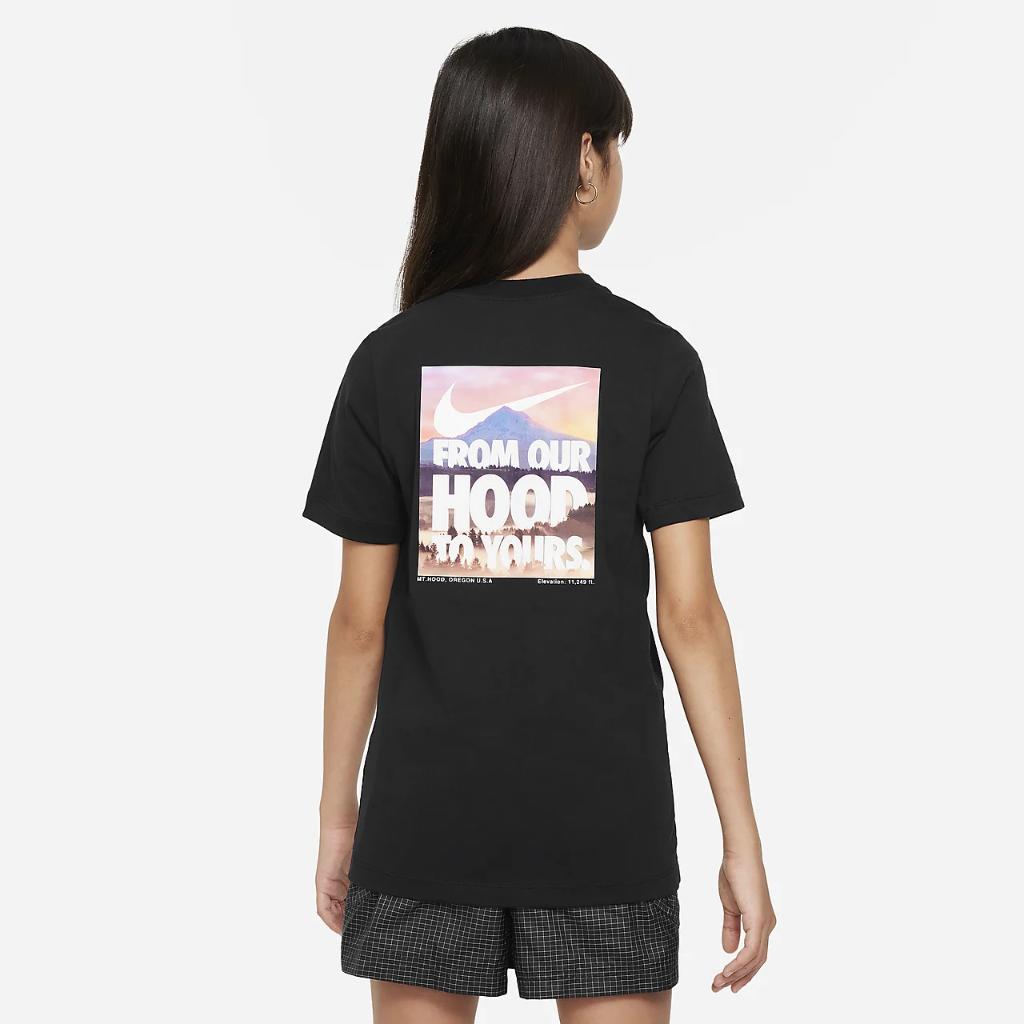 Nike Sportswear Big Kids&#039; T-Shirt FJ6315-010
