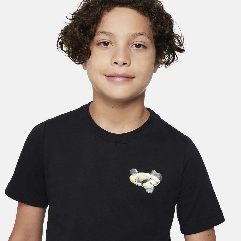 Nike Sportswear Big Kids&#039; T-Shirt FJ6328-010