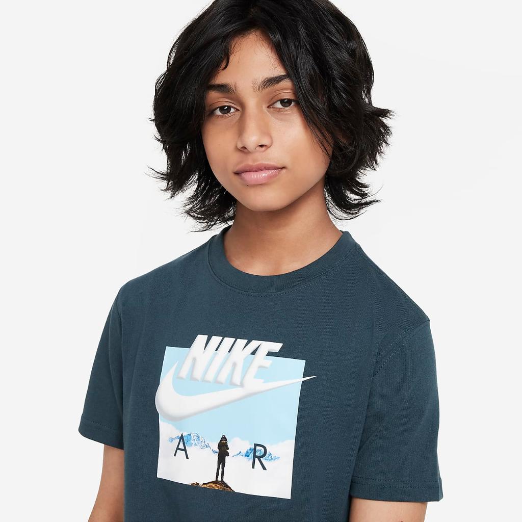 Nike Sportswear Big Kids&#039; T-Shirt FJ6401-328