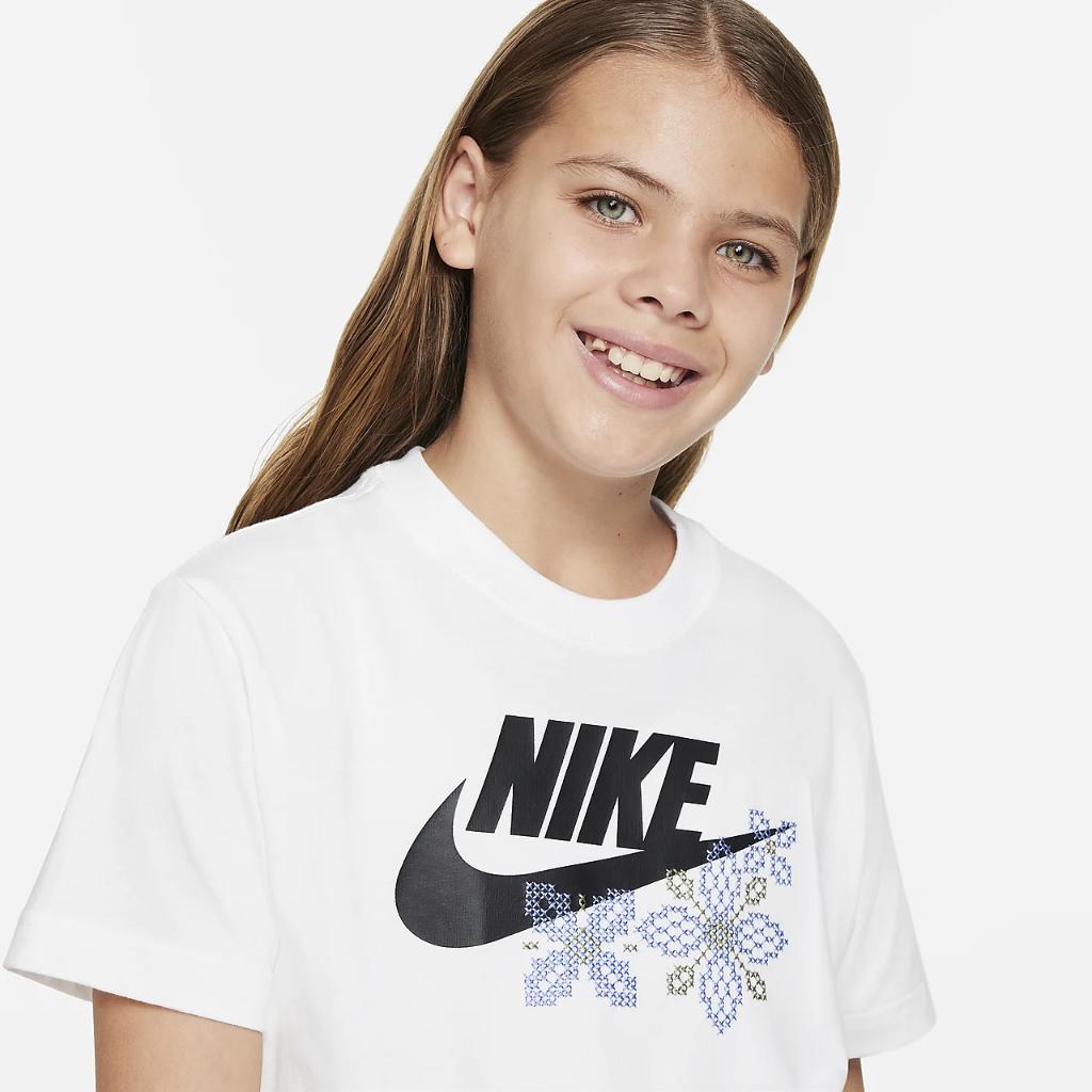 Nike Sportswear Big Kids&#039; (Girls&#039;) T-Shirt FJ6776-100