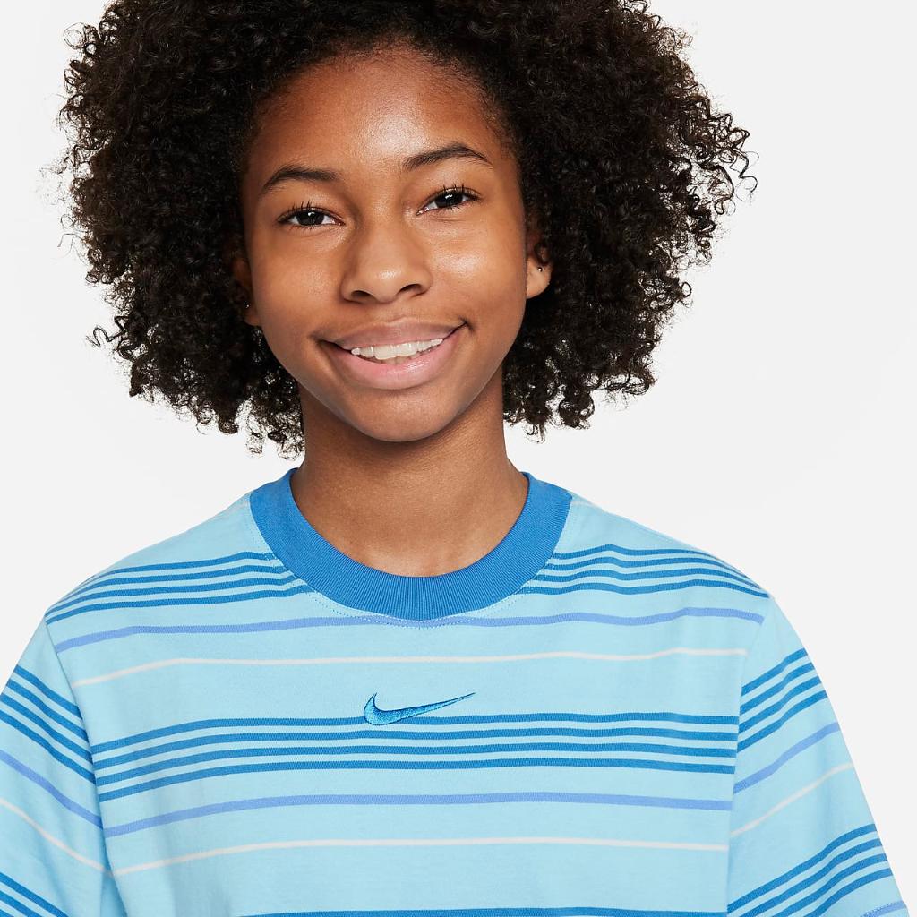 Nike Sportswear Essentials+ Big Kids&#039; (Girls&#039;) Boxy T-Shirt FJ6788-407