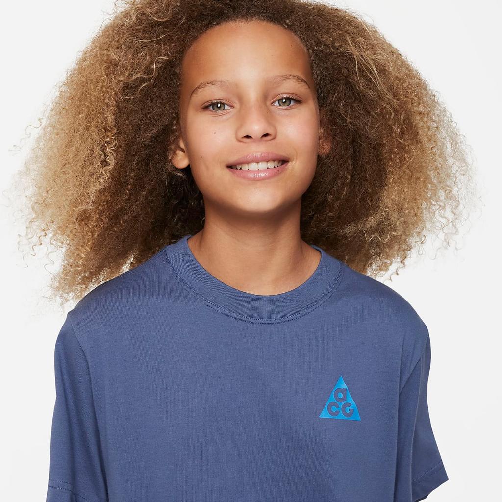 Nike ACG Big Kids&#039; (Girls&#039;) T-Shirt FJ9552-491
