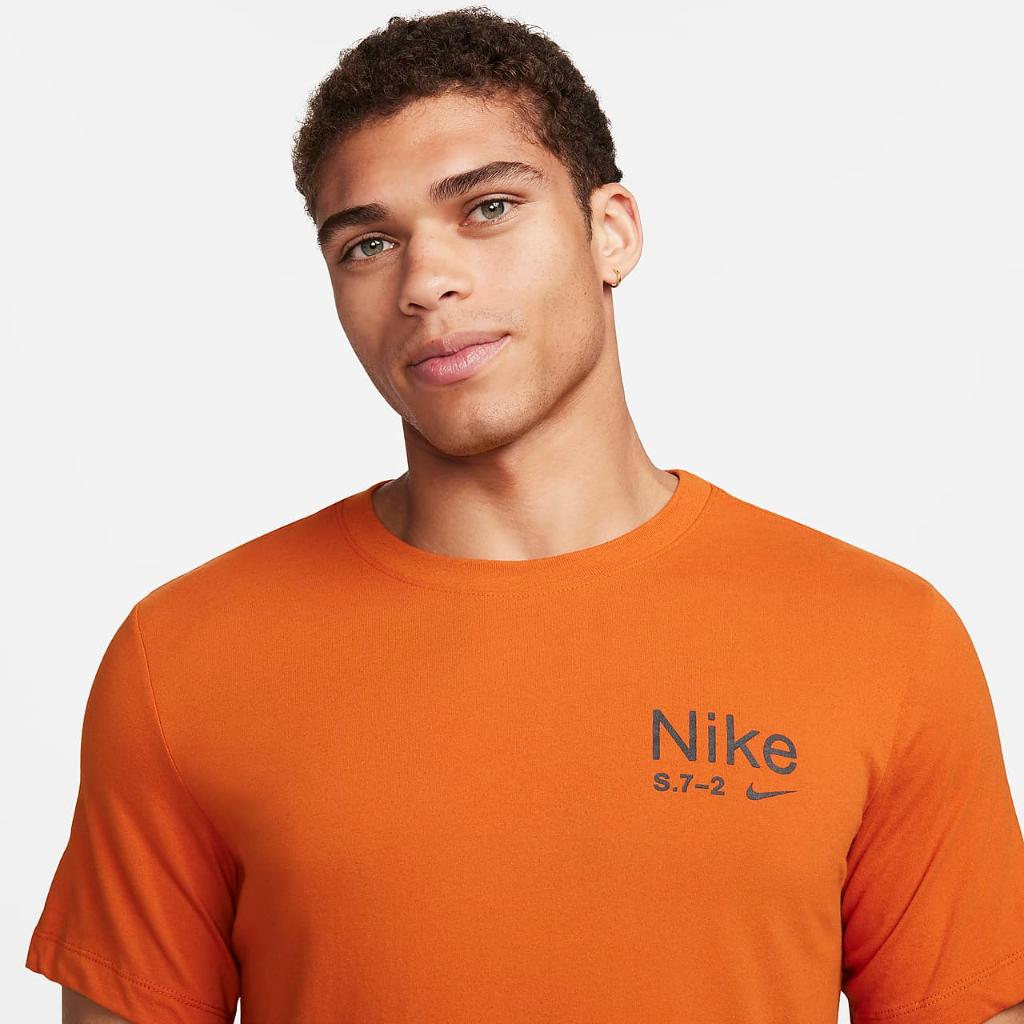 Nike Dri-FIT Men&#039;s Fitness T-Shirt FN0837-893