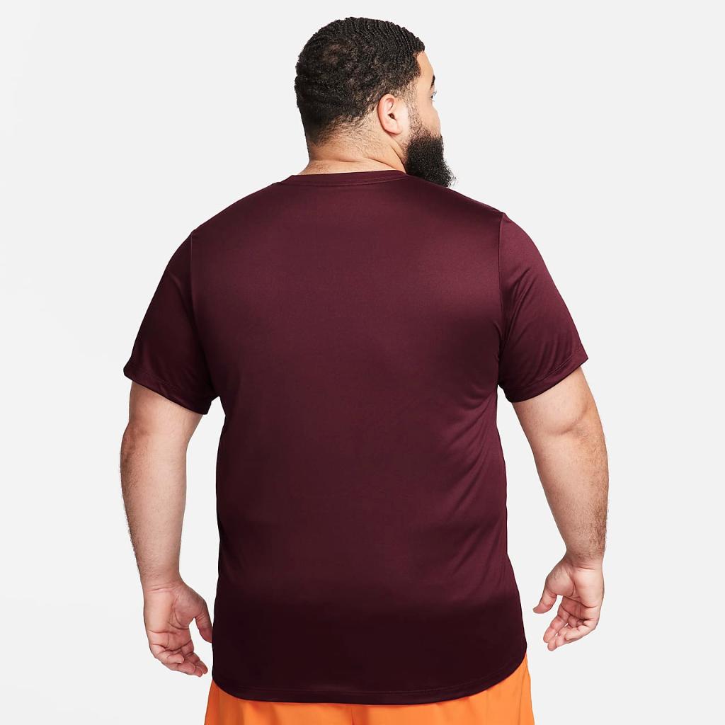 Nike Dri-FIT Men&#039;s Fitness T-Shirt FN0849-681