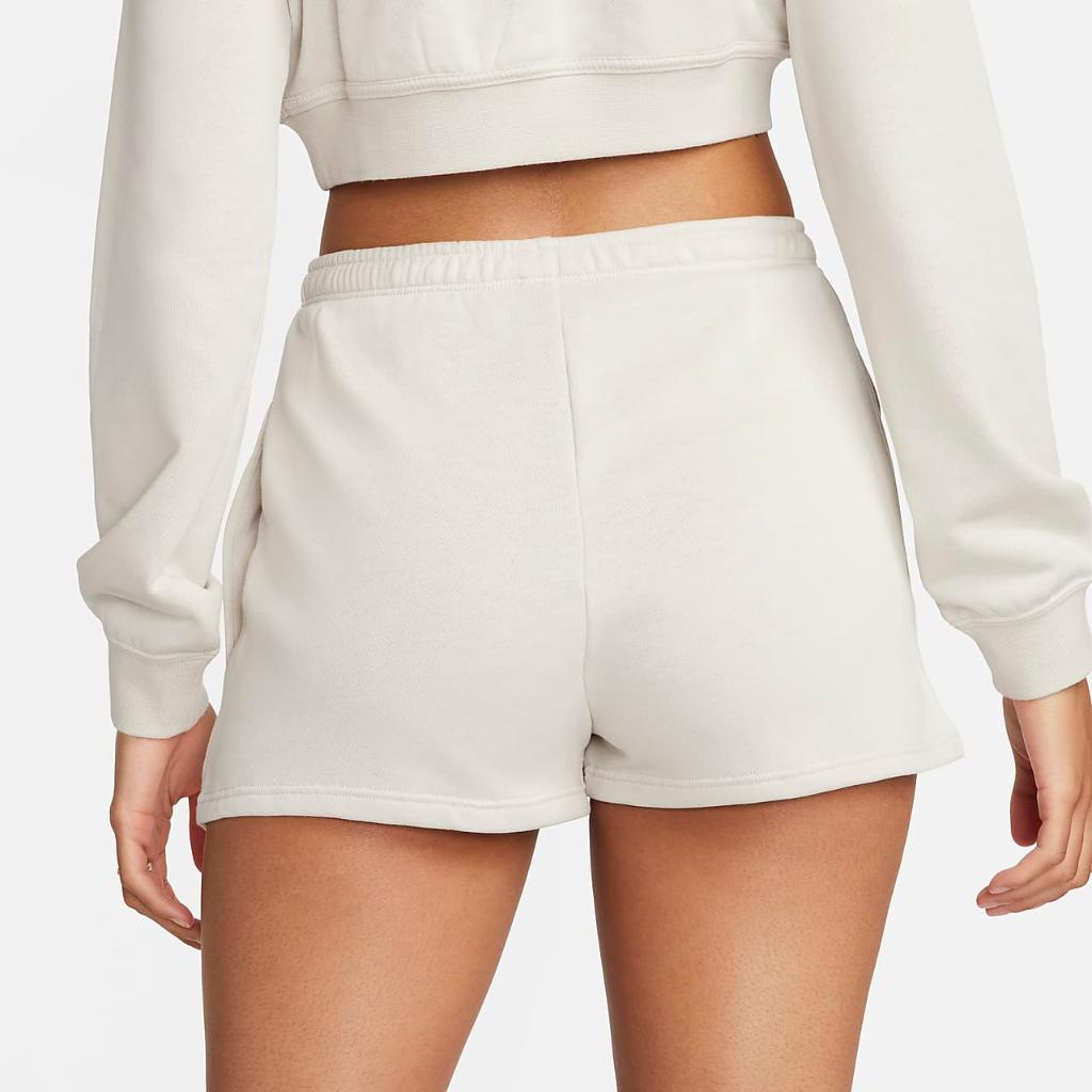 Nike Sportswear Chill Terry Women&#039;s High-Waisted Slim 2&quot; French Terry Shorts FN2455-104