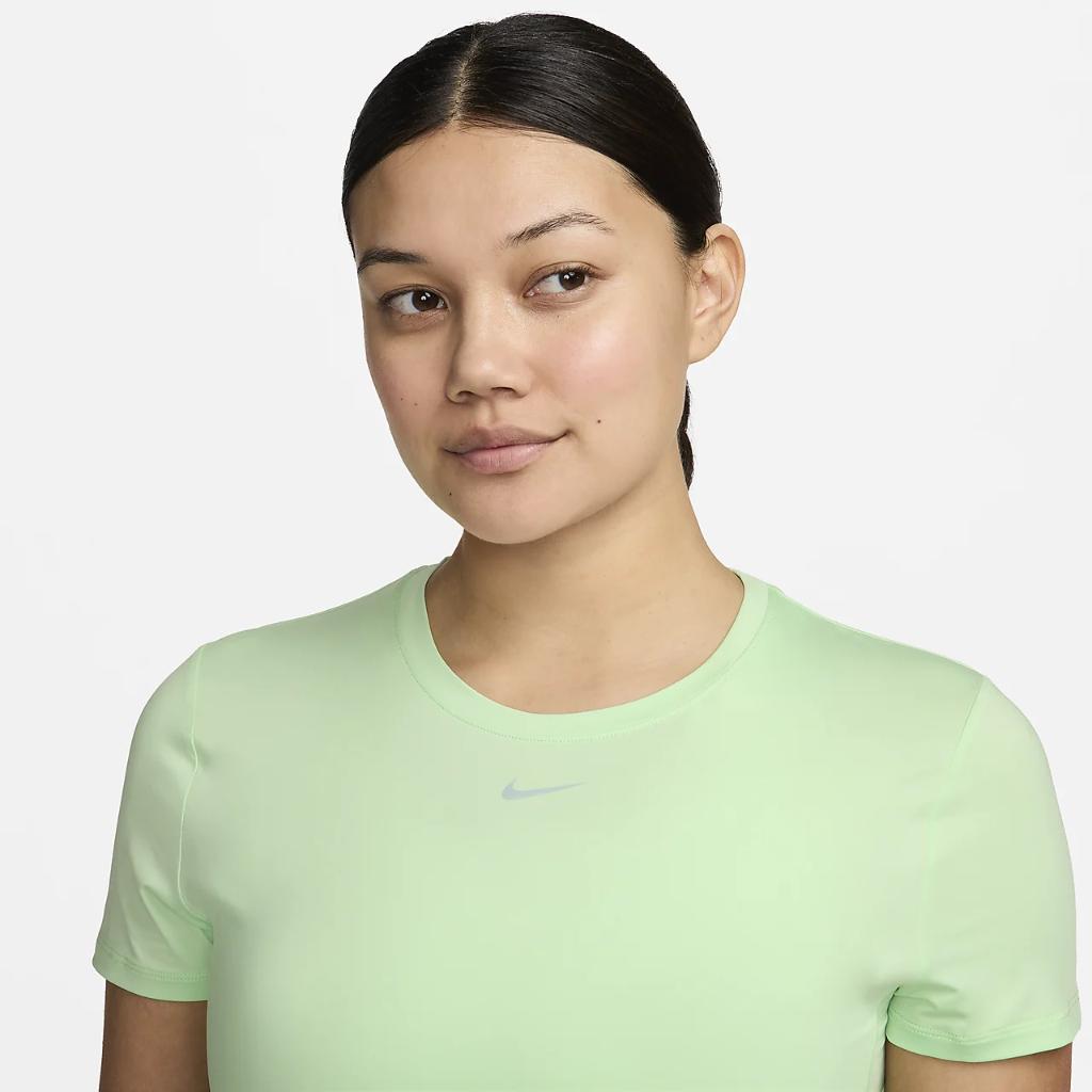 Nike One Classic Women&#039;s Dri-FIT Short-Sleeve Top FN2798-376