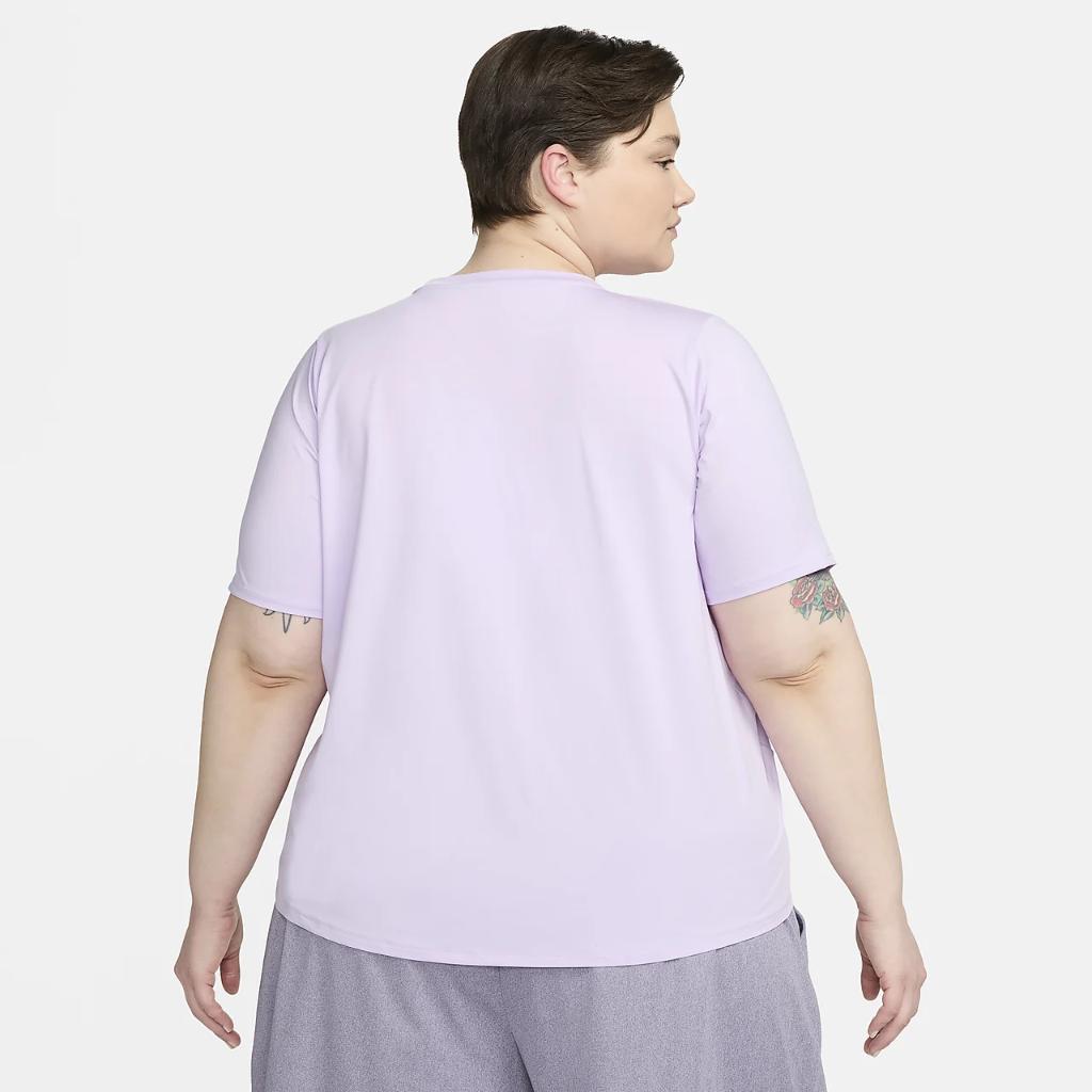 Nike One Classic Women&#039;s Dri-FIT Short-Sleeve Top (Plus Size) FN2800-512