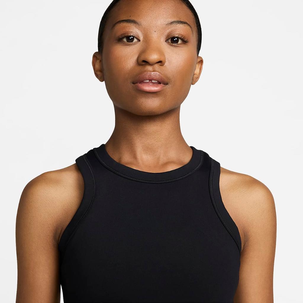 Nike One Fitted Women&#039;s Dri-FIT Cropped Tank Top FN2806-010