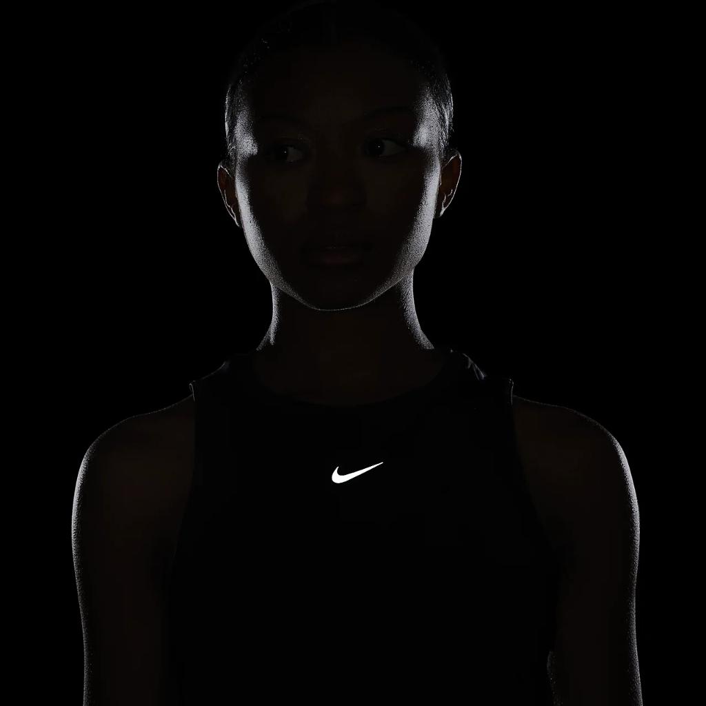 Nike One Classic Women&#039;s Dri-FIT Tank Top FN2808-010