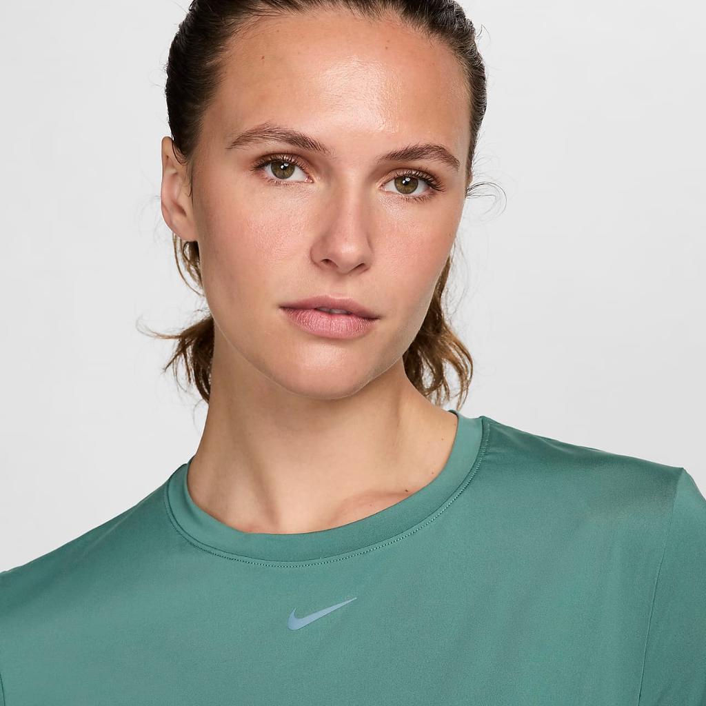 Nike One Classic Women&#039;s Dri-FIT Short-Sleeve Cropped Top FN2824-361
