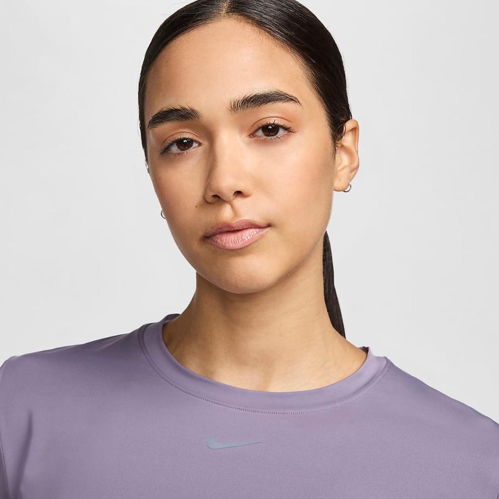Nike One Classic Women&#039;s Dri-FIT Short-Sleeve Cropped Top FN2824-509