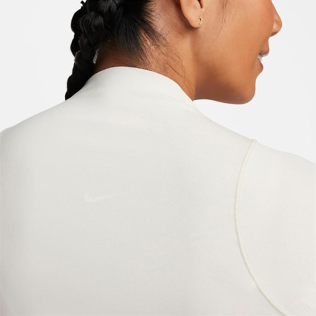 Nike Zenvy Women&#039;s Dri-FIT Long-Sleeve Top FN3022-104