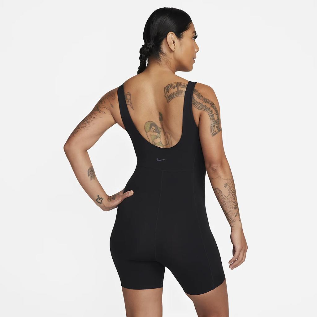Nike Zenvy Women&#039;s Dri-FIT Short Bodysuit FN3031-010