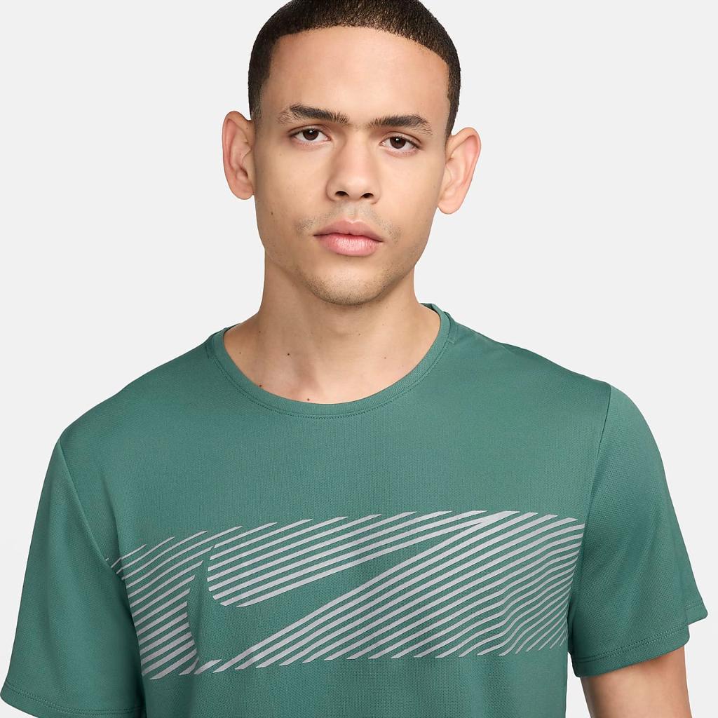 Nike Miler Flash Men&#039;s Dri-FIT UV Short-Sleeve Running Top FN3051-361