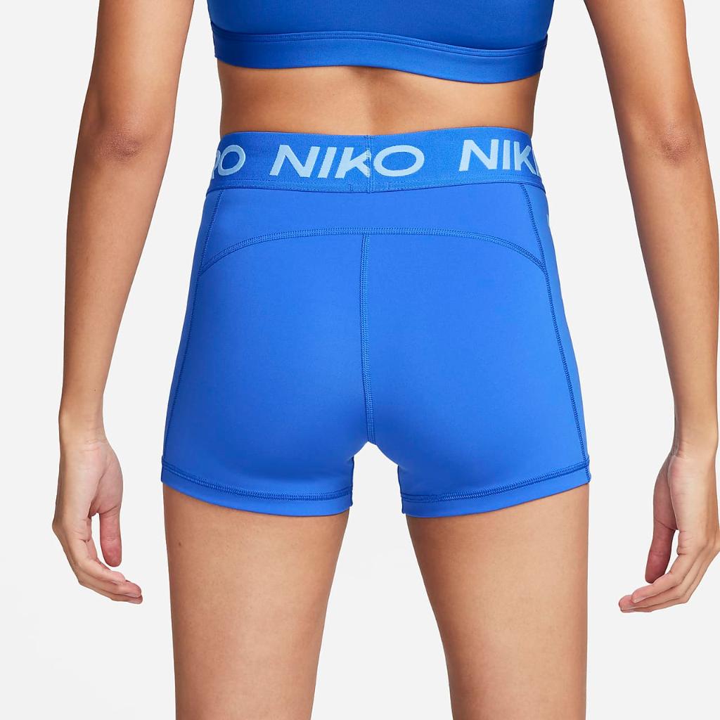 Nike Pro Women&#039;s Mid-Rise 3&quot; Graphic Shorts FN3141-405