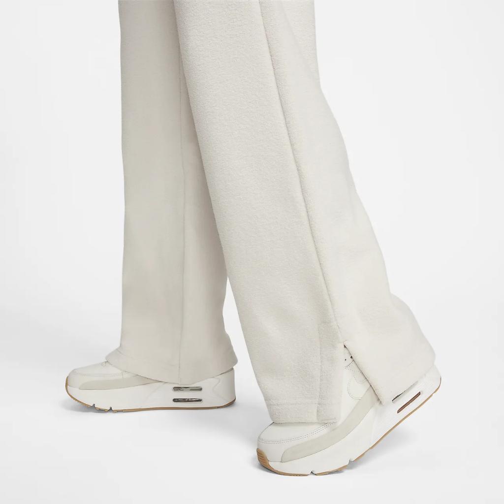Nike Sportswear Phoenix Plush Women&#039;s High-Waisted Wide-Leg Cozy Fleece Pants FN3622-104