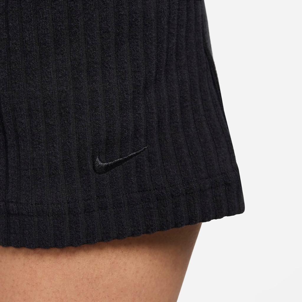 Nike Sportswear Chill Knit Women&#039;s High-Waisted Slim 3&quot; Ribbed Shorts FN3674-010