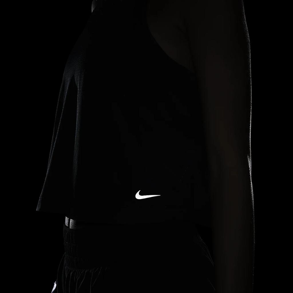 Nike One Classic Breathe Women&#039;s Dri-FIT Cropped Tank Top FN4112-010