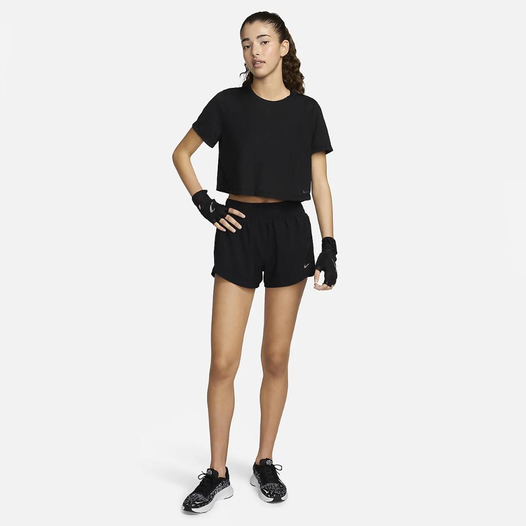 Nike One Classic Breathe Women&#039;s Dri-FIT Short-Sleeve Top FN4117-010