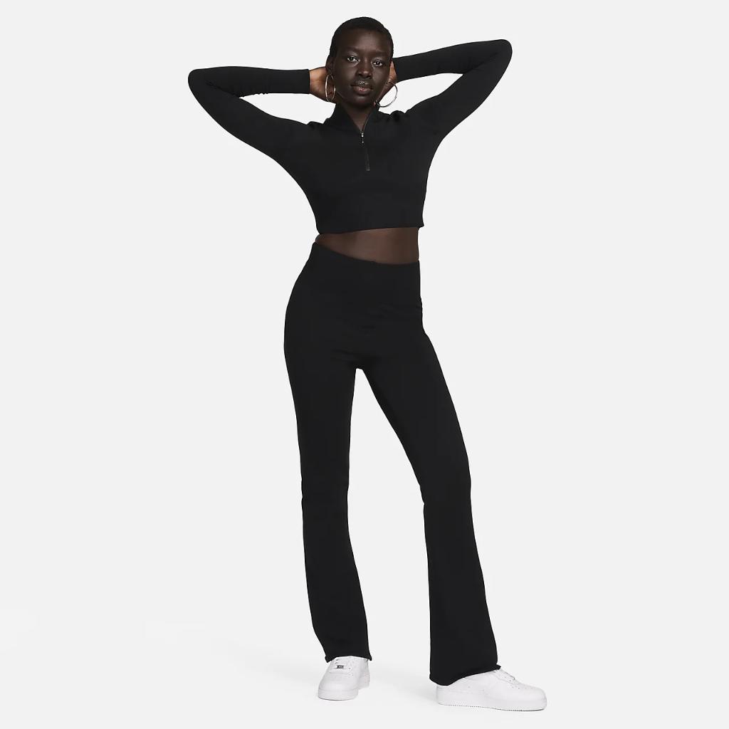 Nike Sportswear Chill Knit Women&#039;s Slim Long-Sleeve Cropped Sweater 1/2-Zip Top FN4689-010