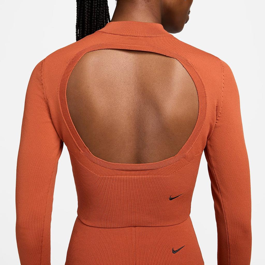 Nike Sportswear Chill Knit Women&#039;s Slim Long-Sleeve Cropped Sweater 1/2-Zip Top FN4689-825