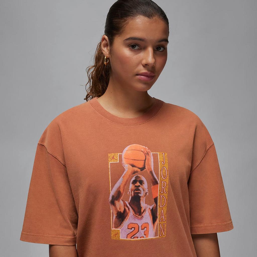 Jordan Women&#039;s Oversized Graphic T-Shirt FN5375-209