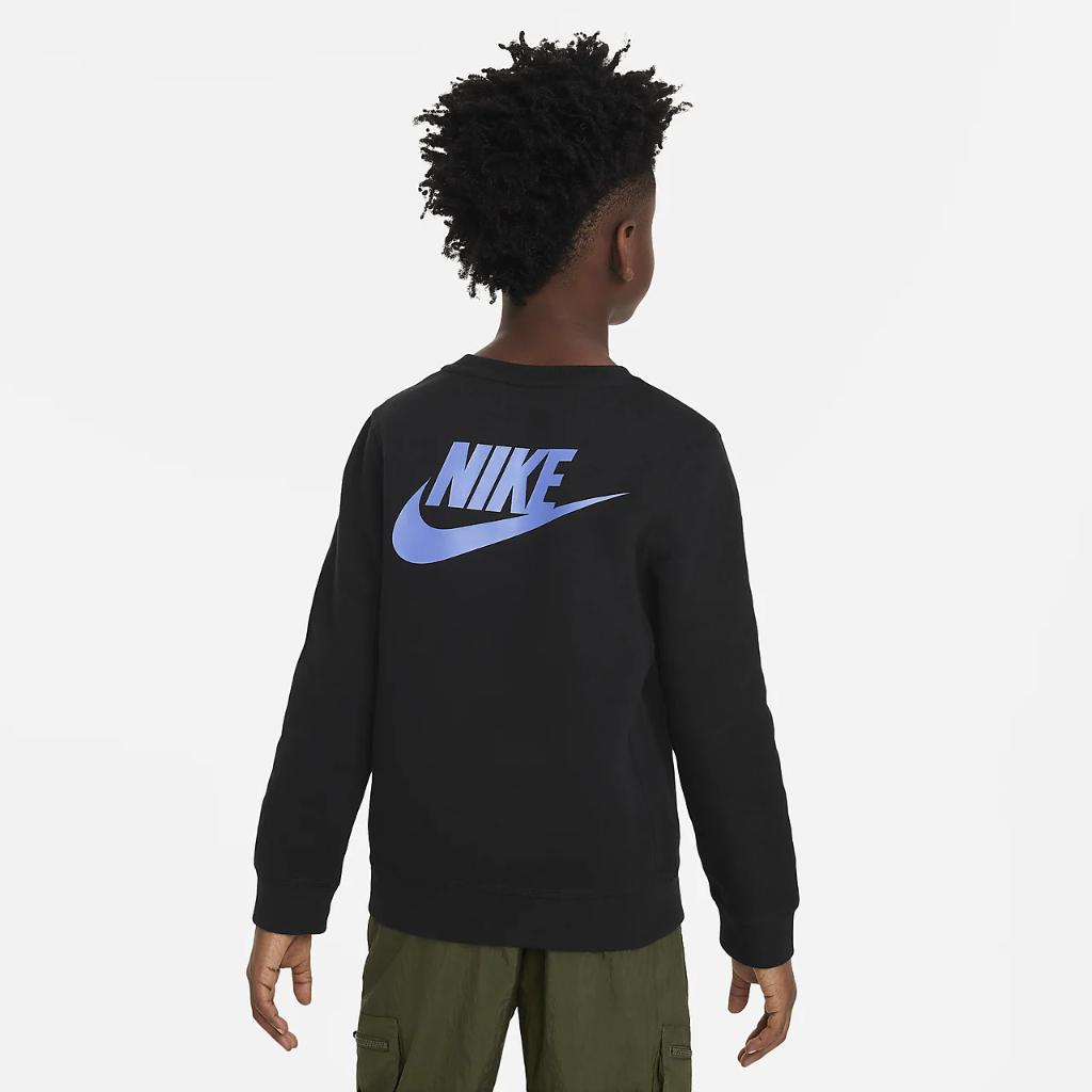 Nike Sportswear Standard Issue Big Kids&#039; (Boys&#039;) Crew-Neck Fleece Sweatshirt FN7711-010