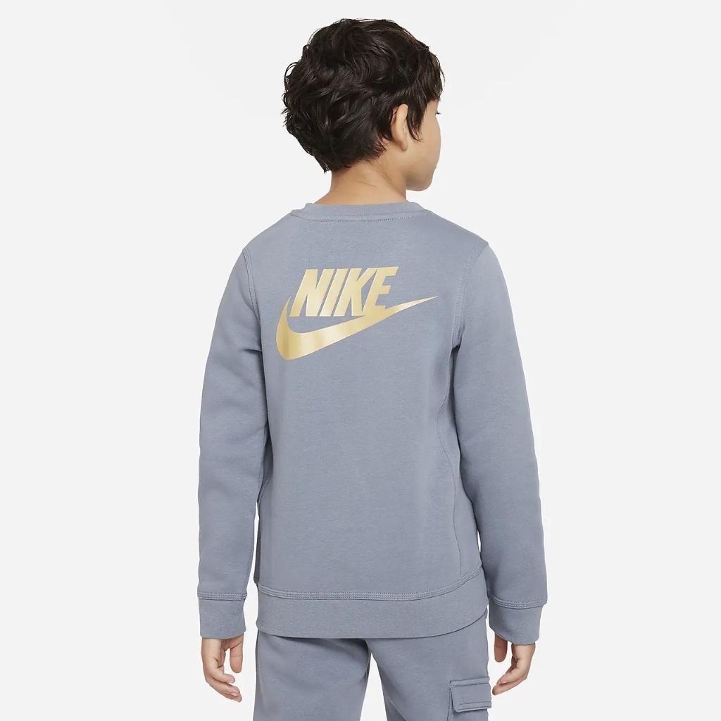 Nike Sportswear Standard Issue Big Kids&#039; (Boys&#039;) Crew-Neck Fleece Sweatshirt FN7711-065