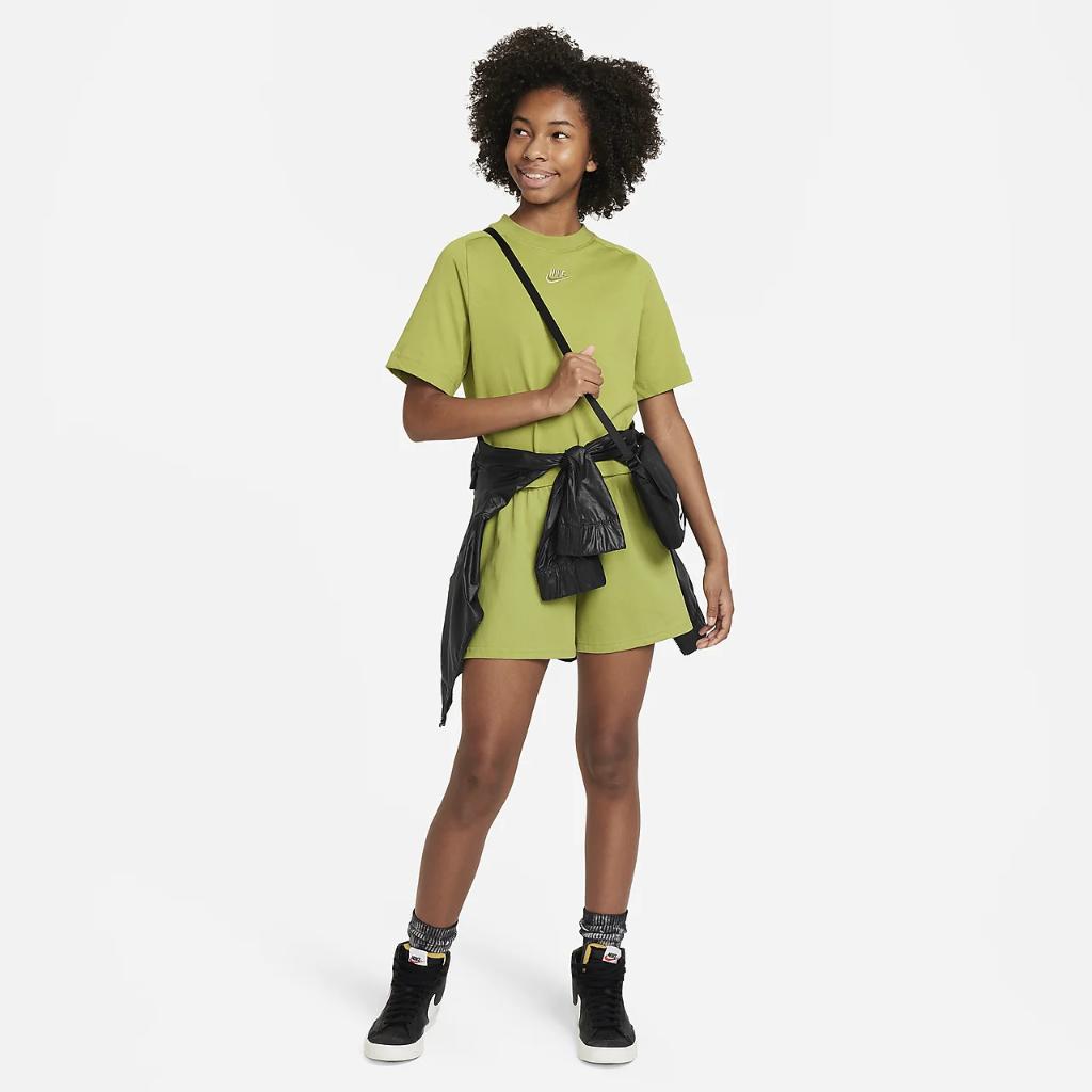 Nike Sportswear Big Kids&#039; (Girls&#039;) Short-Sleeve Top FN8589-377