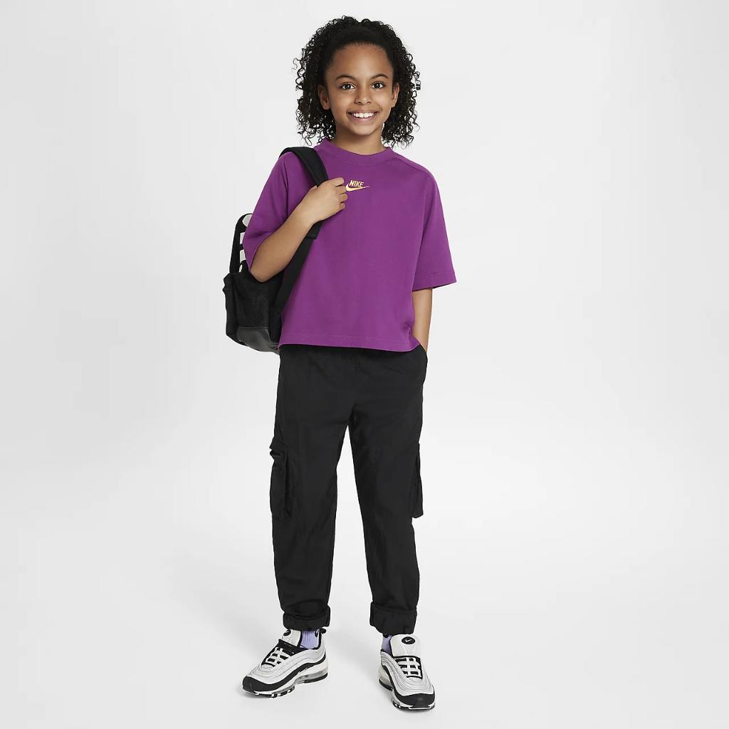 Nike Sportswear Big Kids&#039; (Girls&#039;) Short-Sleeve Top FN8589-503