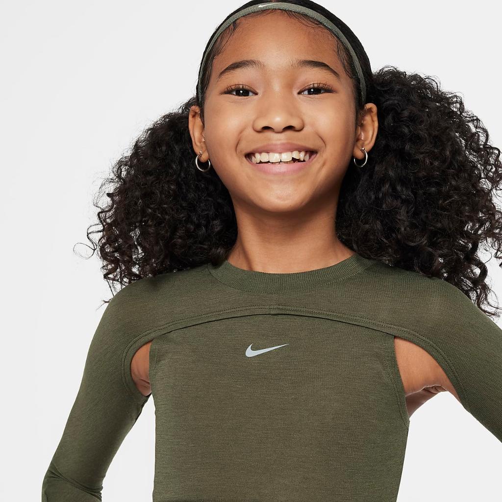 Nike Girls&#039; Dri-FIT Long-Sleeve Top FN9032-325
