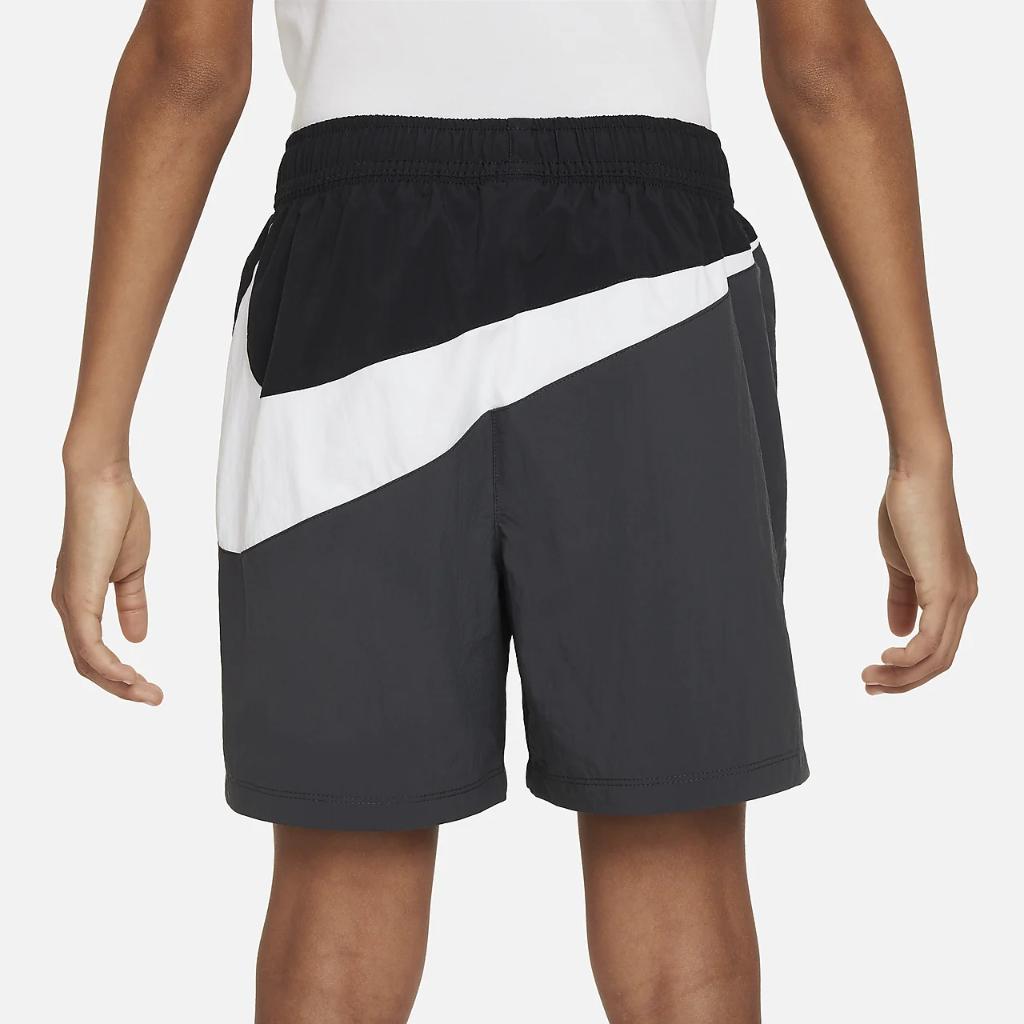 Nike Sportswear Amplify Big Kids&#039; Woven Shorts FN9131-010