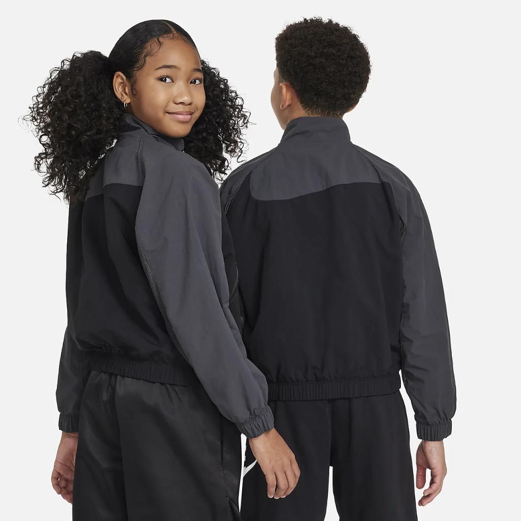 Nike Sportswear Amplify Big Kids&#039; Woven Full-Zip Jacket FN9134-010