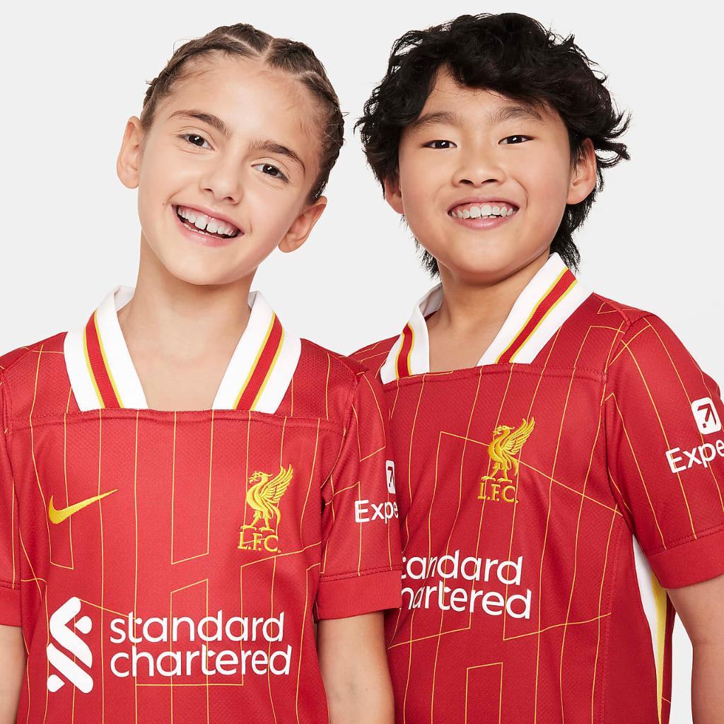 Liverpool FC 2024/25 Stadium Home Big Kids&#039; Nike Dri-FIT Soccer Replica Jersey FN9154-688