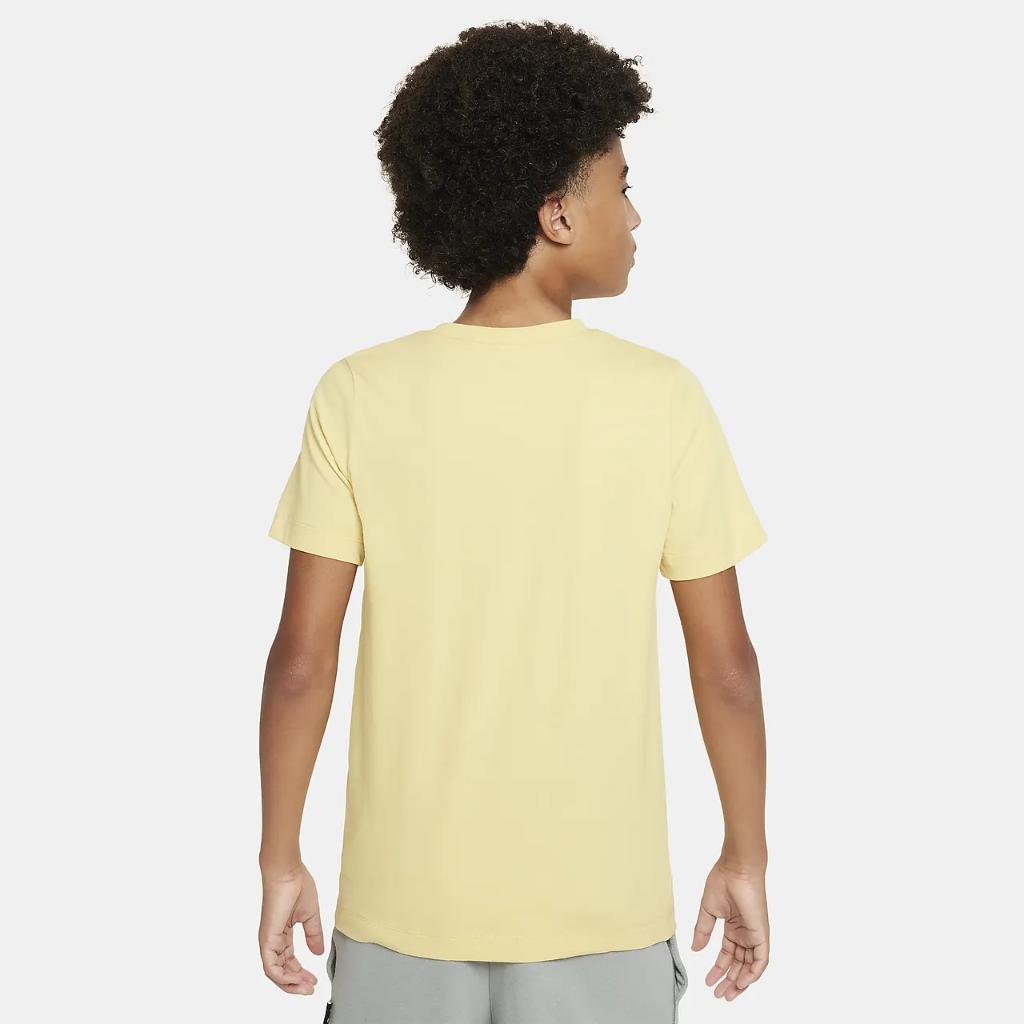 Nike Sportswear Big Kids&#039; T-Shirt FN9618-715