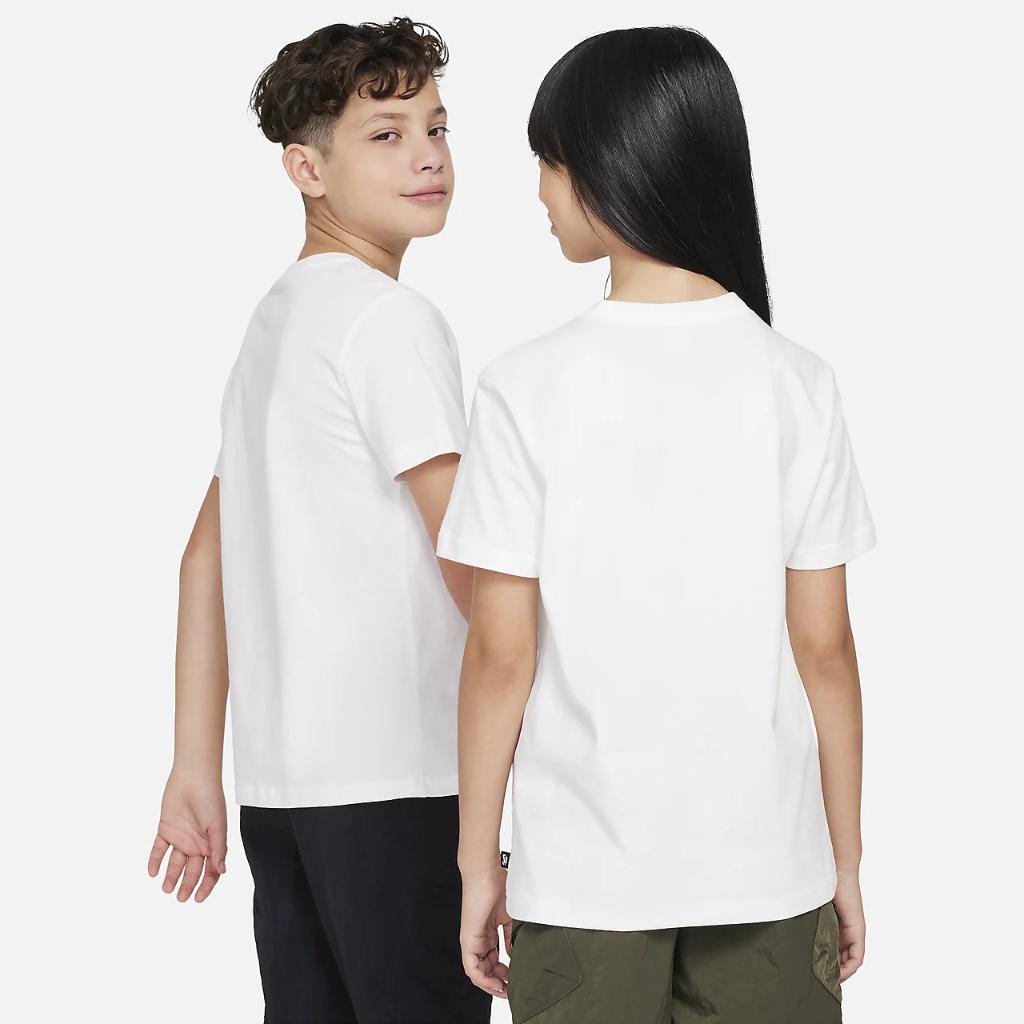 Nike SB Big Kids&#039; T-Shirt FN9673-100