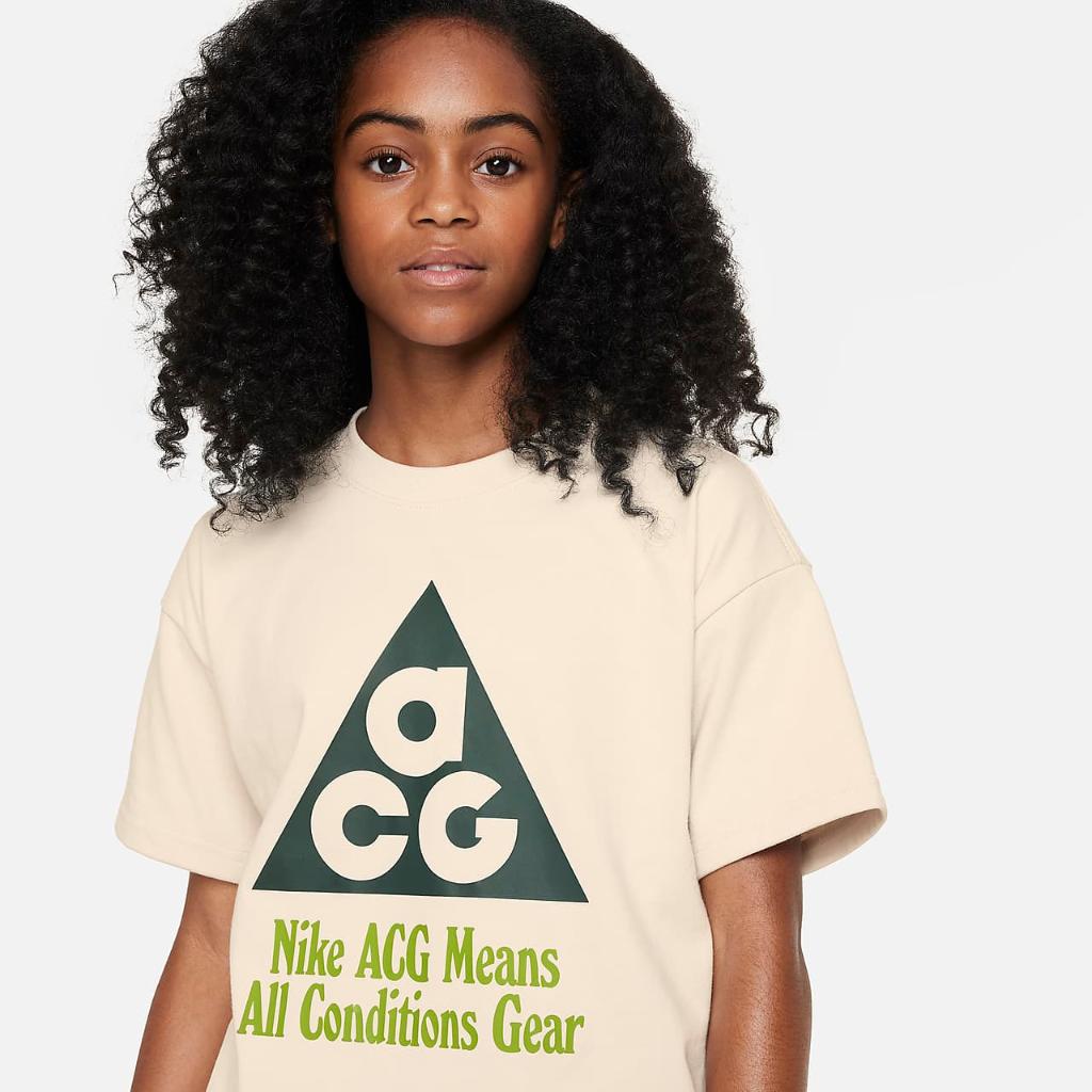Nike ACG Big Kids&#039; T-Shirt FN9677-104