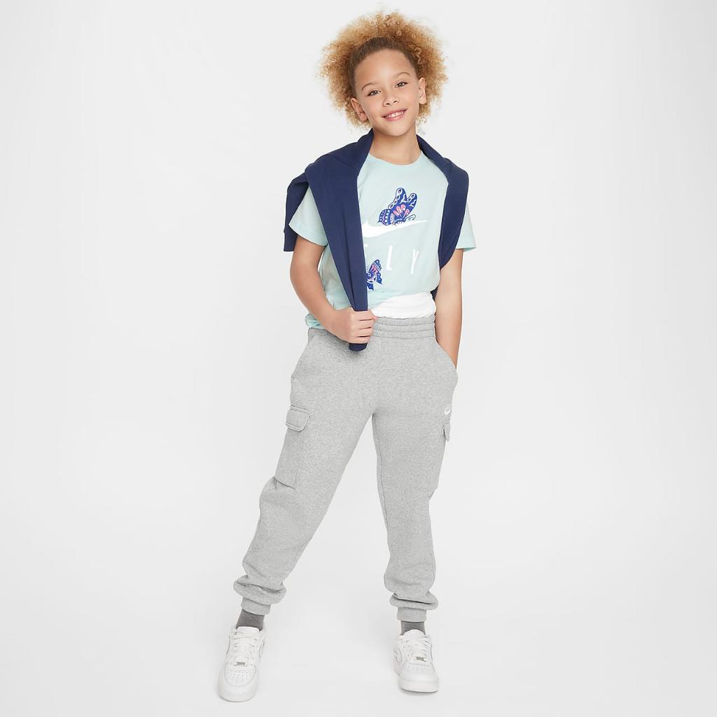 Nike Sportswear Big Kids&#039; (Girls&#039;) T-Shirt FN9683-474