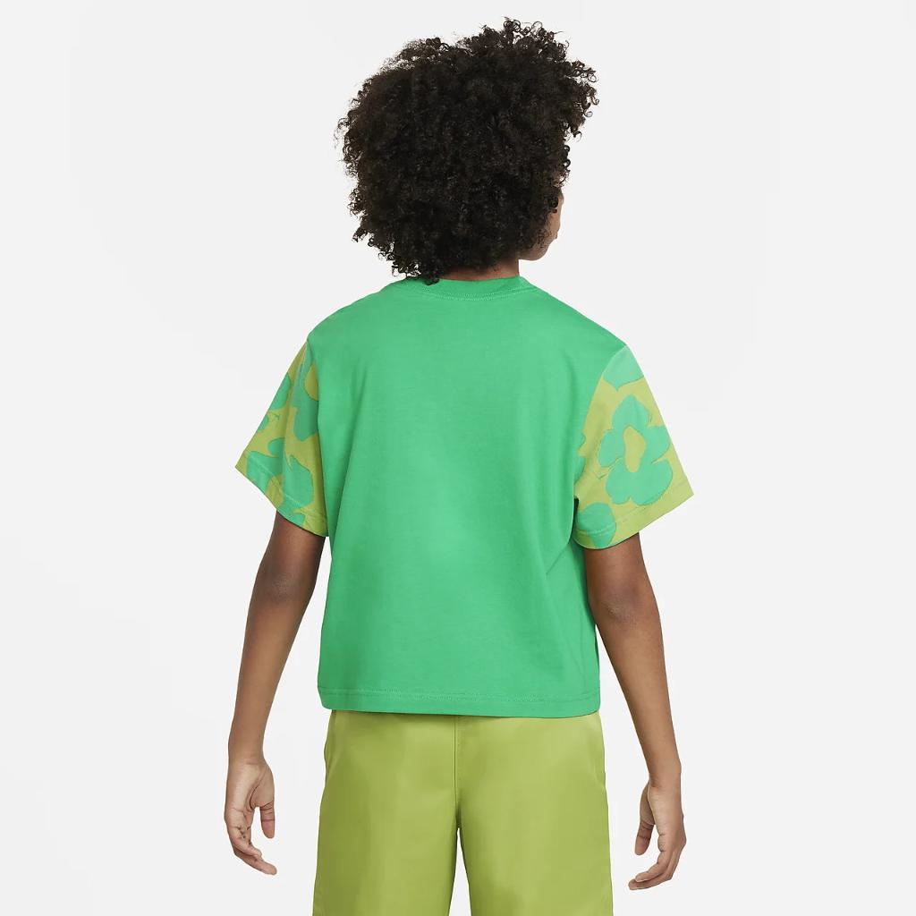 Nike Sportswear Big Kids&#039; (Girls&#039;) Boxy T-Shirt FN9684-324