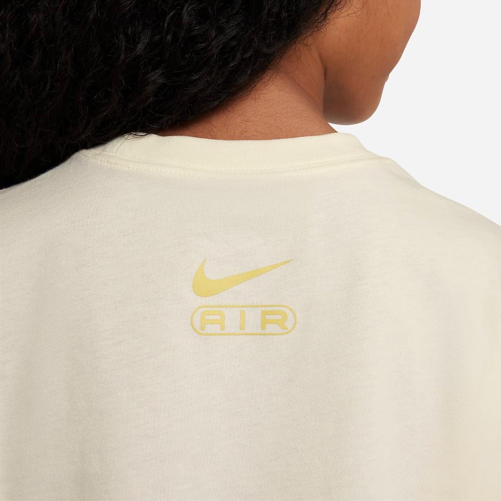 Nike Sportswear Big Kids&#039; (Girls&#039;) T-Shirt FN9685-110