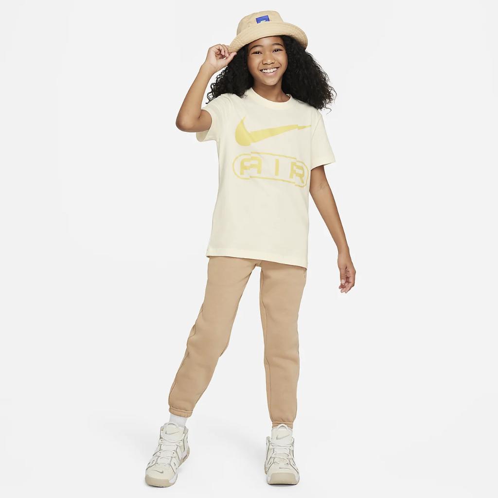 Nike Sportswear Big Kids&#039; (Girls&#039;) T-Shirt FN9685-110