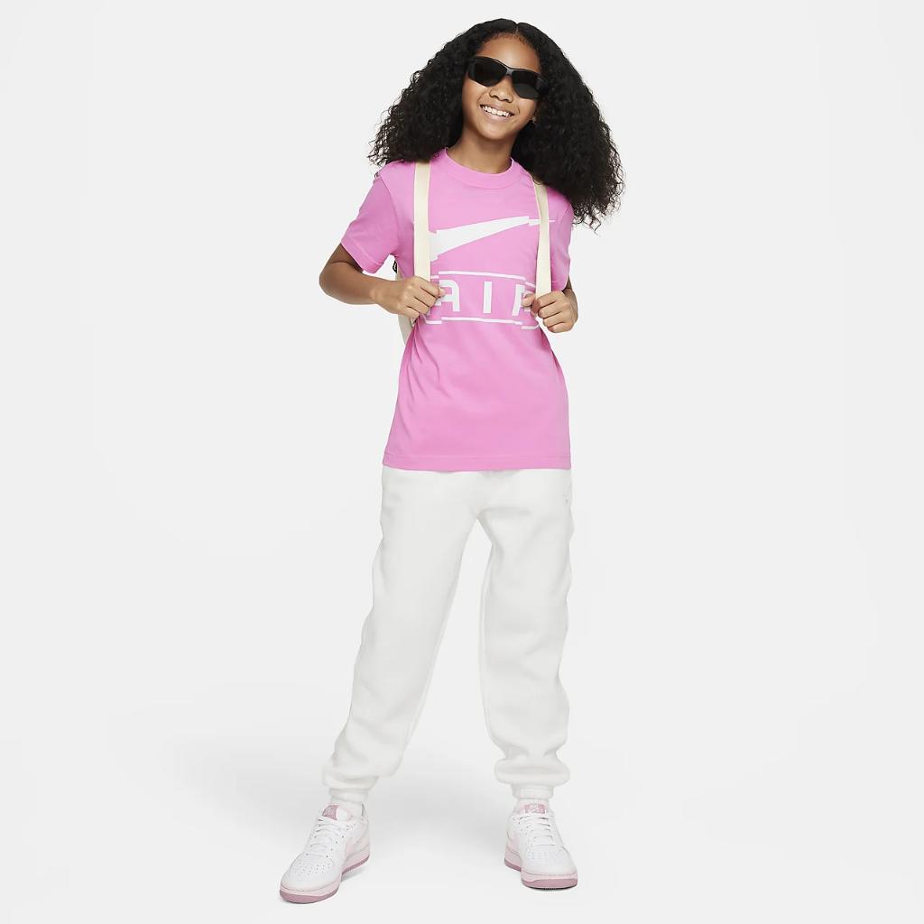 Nike Sportswear Big Kids&#039; (Girls&#039;) T-Shirt FN9685-675
