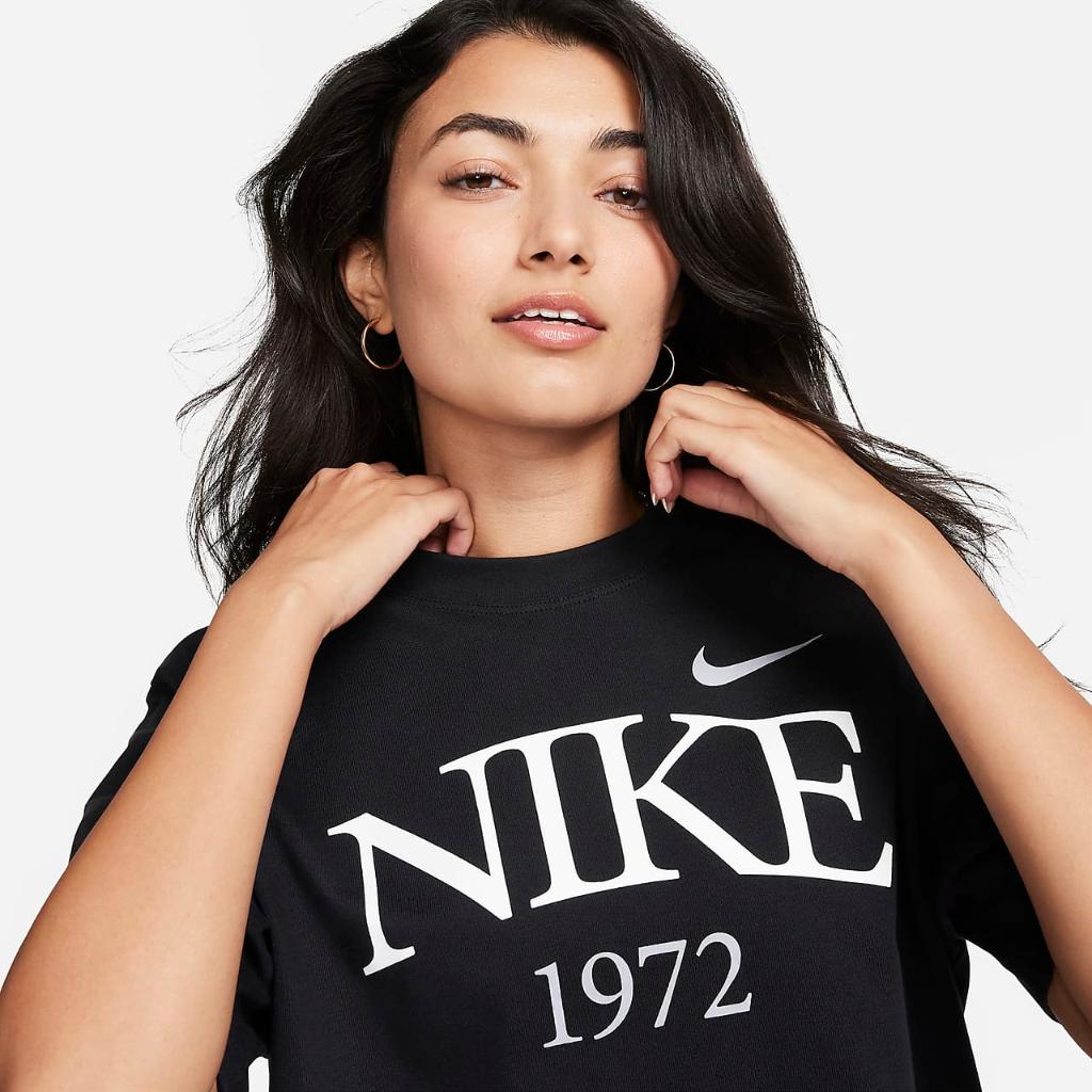 Nike Sportswear Classic Women&#039;s T-Shirt FQ6600-010
