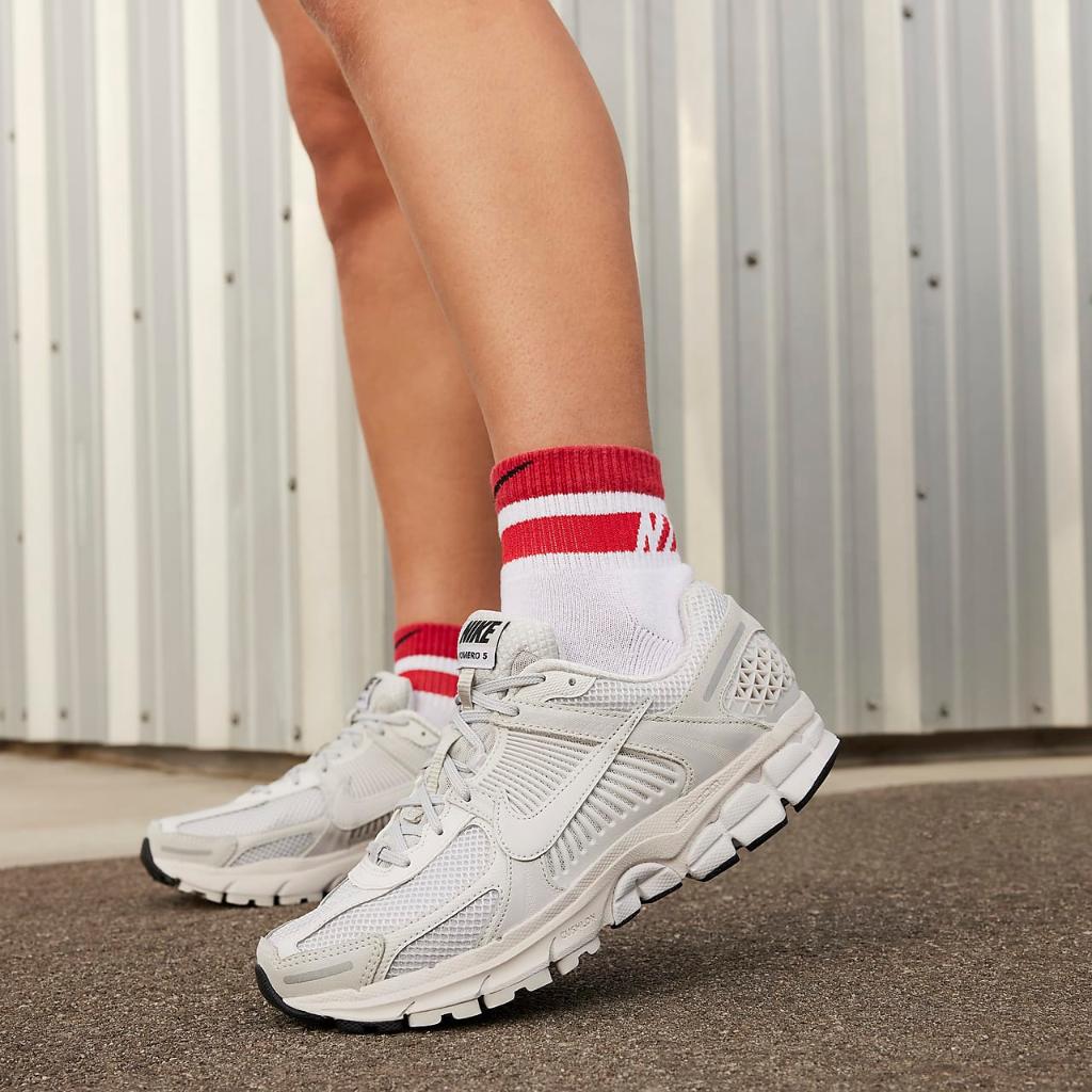Nike Zoom Vomero 5 Women&#039;s Shoes FQ7079-100
