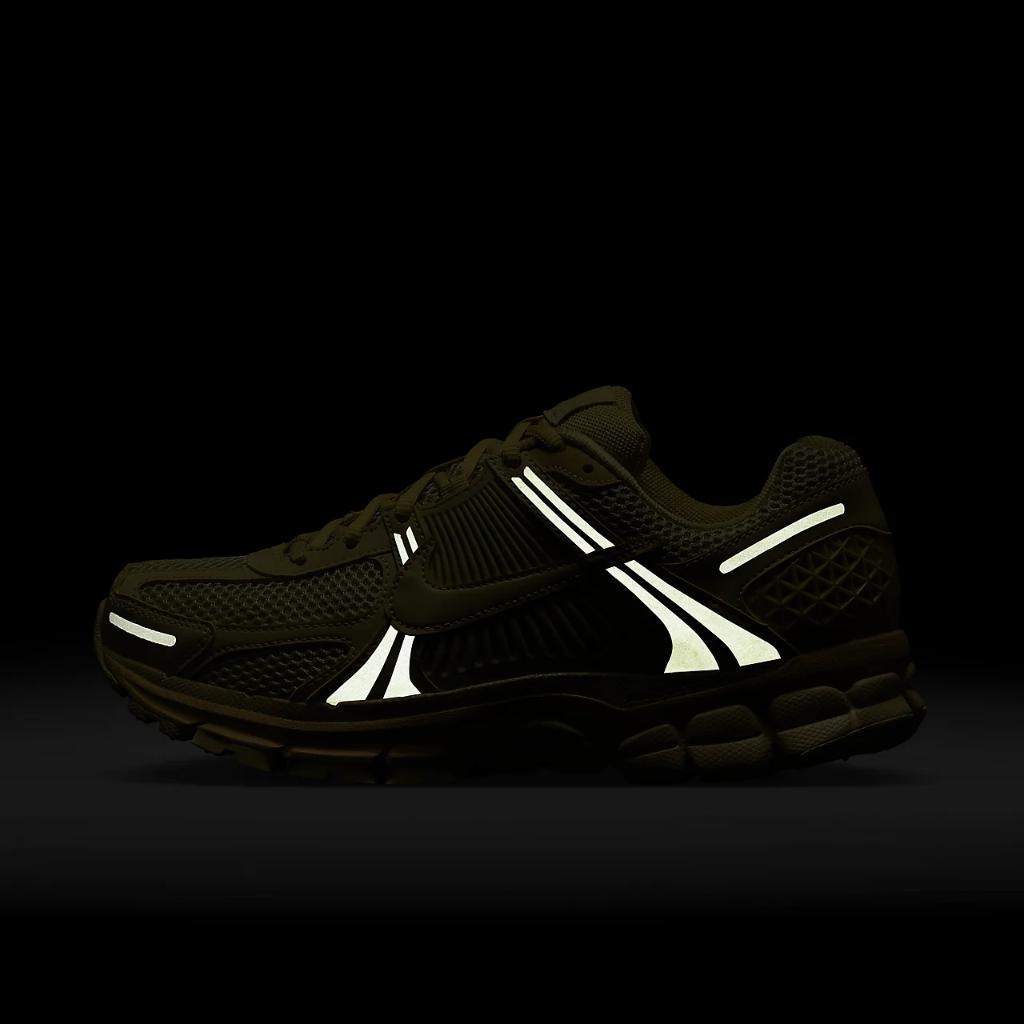 Nike Zoom Vomero 5 Women&#039;s Shoes FQ7079-700