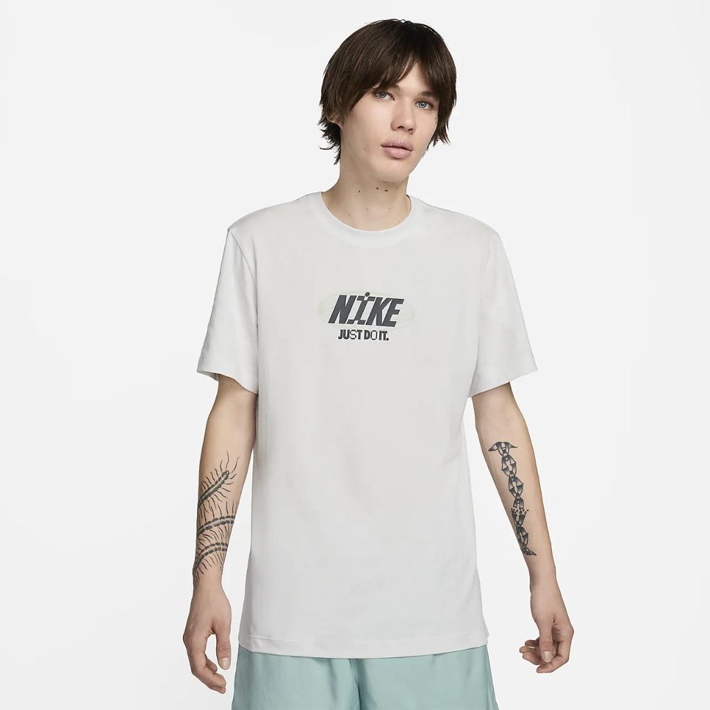 Nike Sportswear Men&#039;s T-Shirt FV3765-094